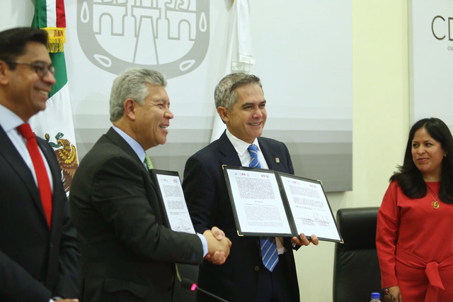Importante acuerdo firmado por autoridades notariales mexicanas en beneficio de la sociedad.